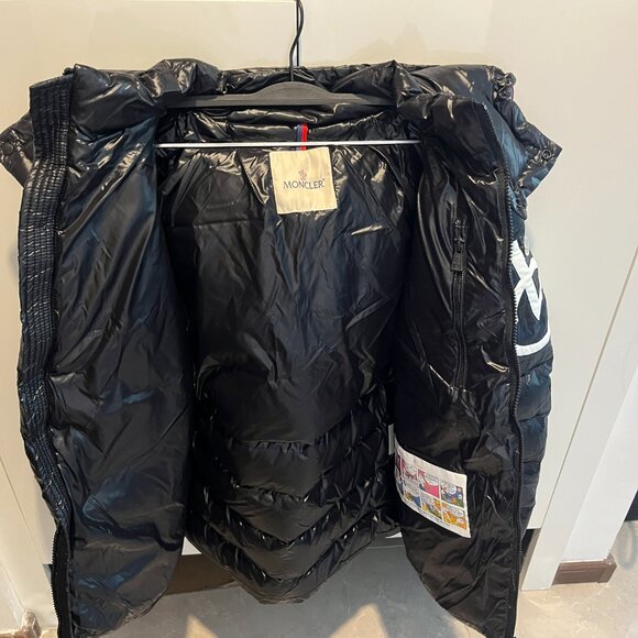 Moncler Black Hooded Down Jacket - Picture 5 of 8